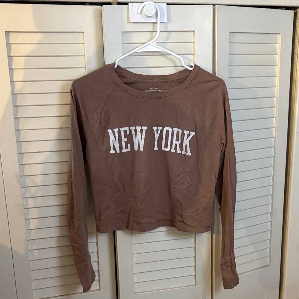 Abercrombie & Fitch Brown Long Sleeve 'New York' Tee